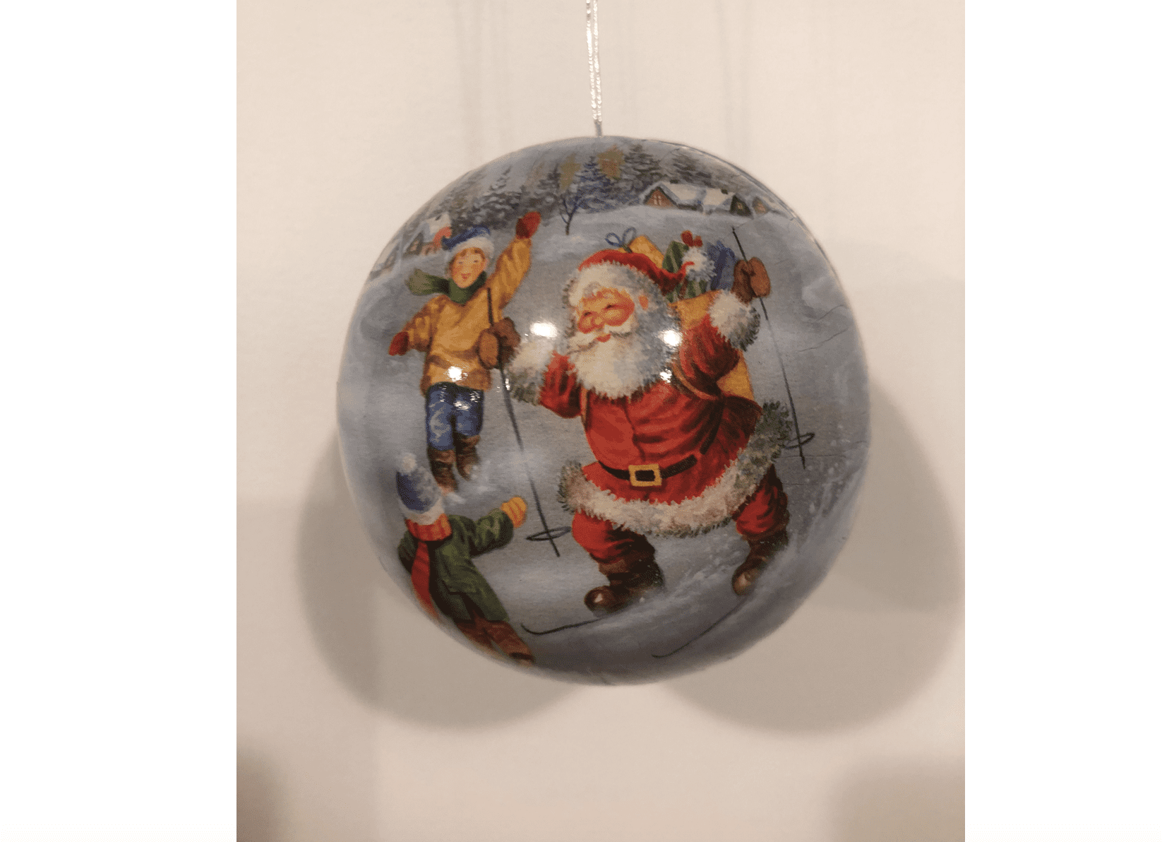 Palla di Natale apribile – Babbo Natale con sci