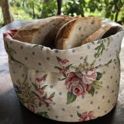 Porta pane in gobelin – Rosa