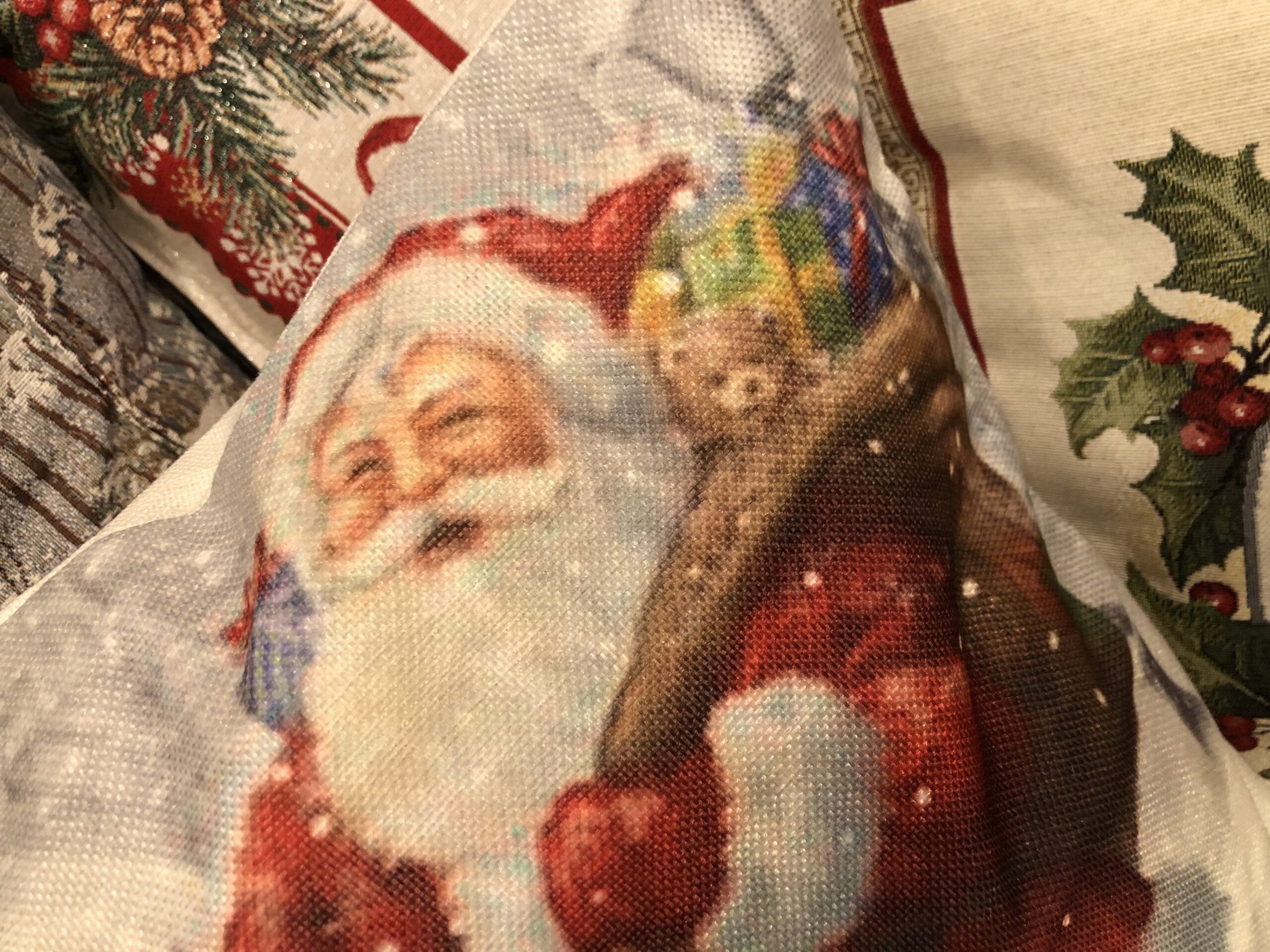 Cuscino quadrato – Babbo Natale con Albero