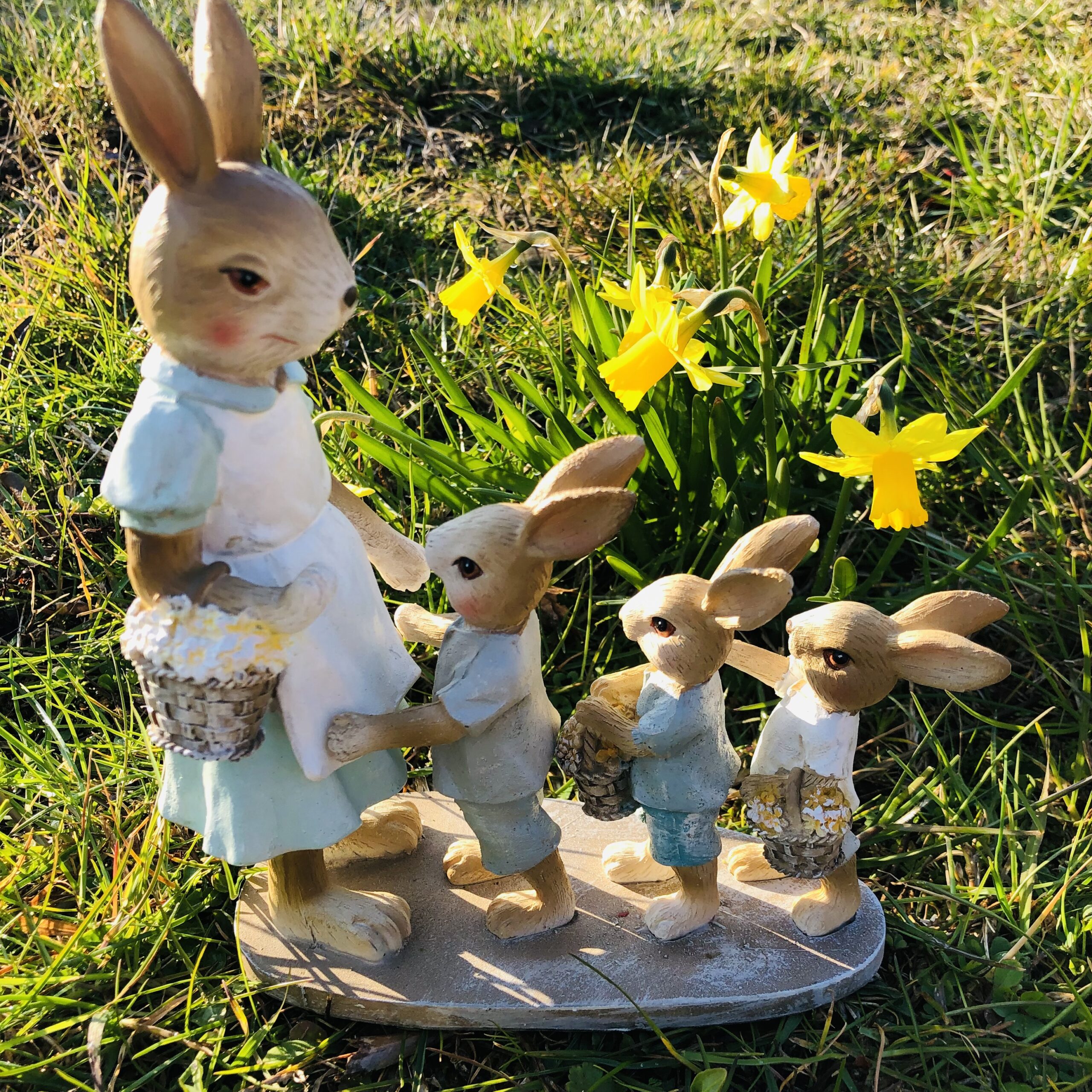 Decororazione Mamma coniglio e i suoi coniglietti