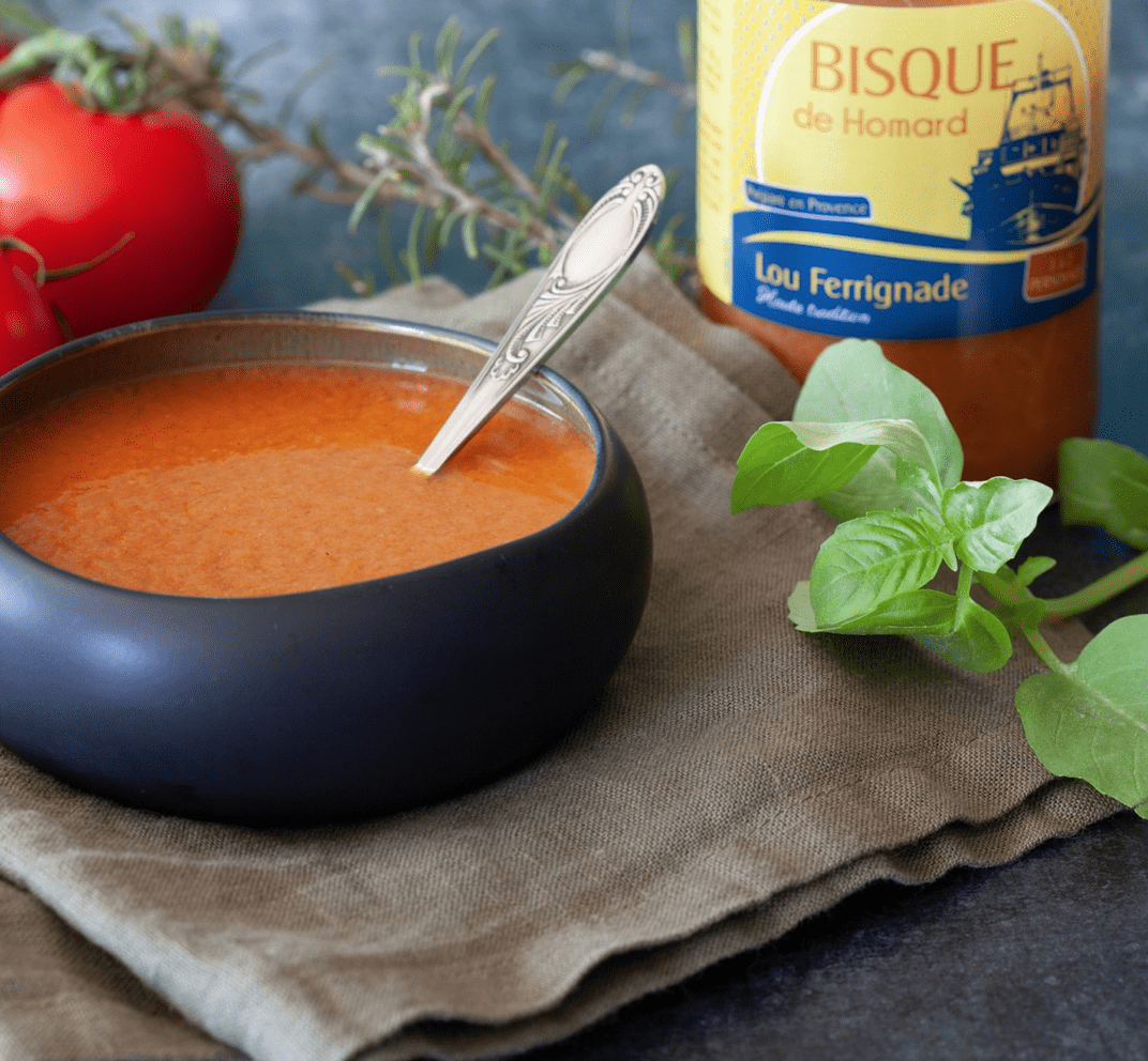 “Bisque “( zuppa) di Granchio e salsa ” rouille”