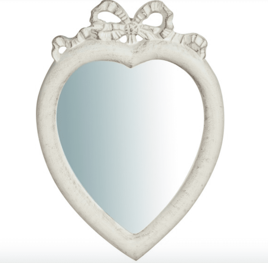 Specchio da parete a forma di cuore